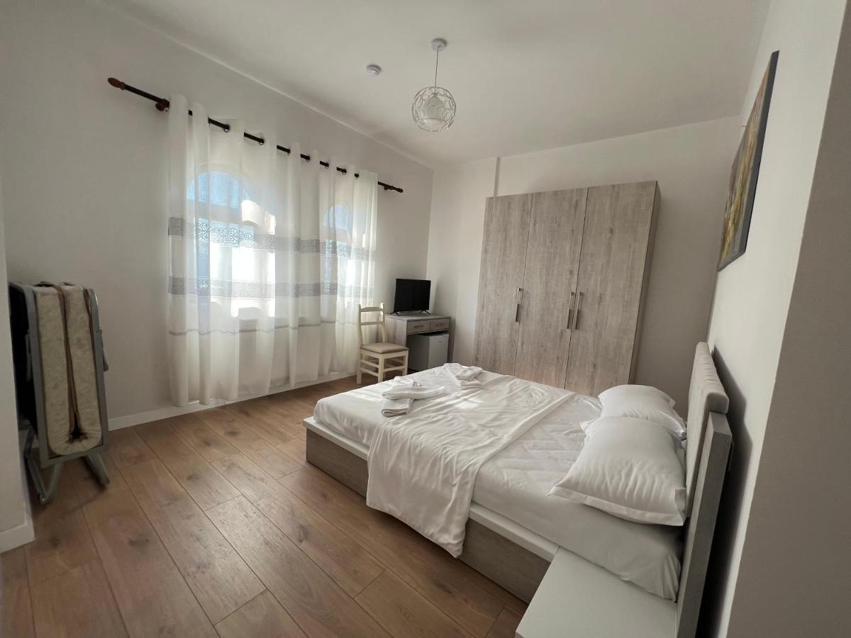 Villa Bujtina Celiku Burrel Esterno foto